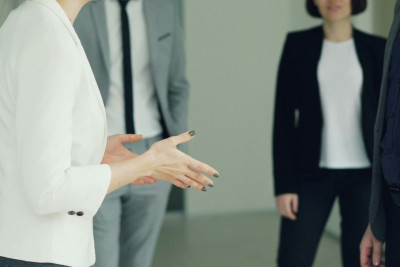 Коллекторы угрожают описью имущества
